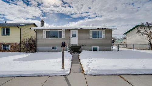 Dog-Friendly Montana Home with Deck and Fenced-In Yard - Foto 3