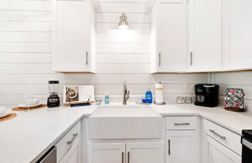 Brand New Luxury Rental on Oleander Unit C - Foto 8