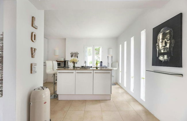 Tranquil Villa With Private Pool - Foto 11