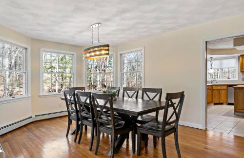 Entire Saunderstown Home with Pool - Foto 20