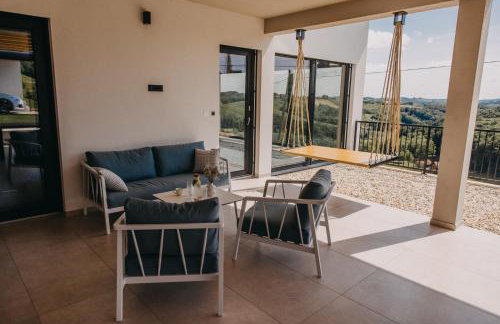 Novak Home - Luxury villa with indoor pool & sauna - Photo 4