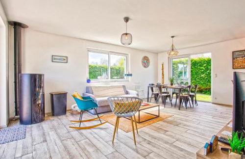 L'effet mer Maison rénovée lumineuse tout confort belle terrasse grand jardin clos sans vis à vis parking jeux pour enfants 5 mn à pied de la plage d'Asnelles et centre bourg - proche Bayeux au coeur des plages du débarquement - Foto 12