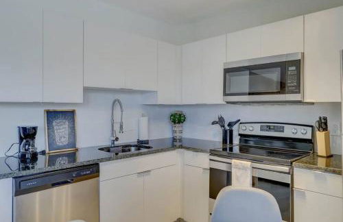 2BR Coastal Getaway! - Foto 15