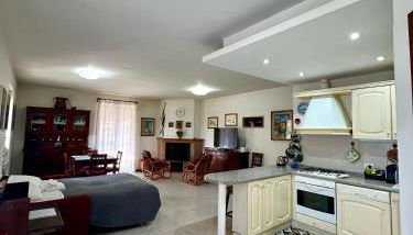 Appartamento tra il borgo e il lago - Foto 2