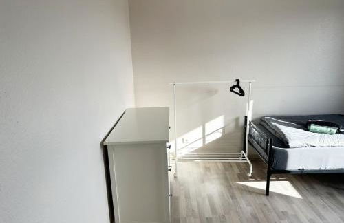 Work and Stay near Frankfurt Airport 2BR and Balcony - Foto 3