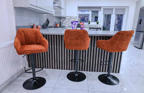 Sleeps17 Bliss 7-Bedroom Luxury Escape Birmingham - Foto 15