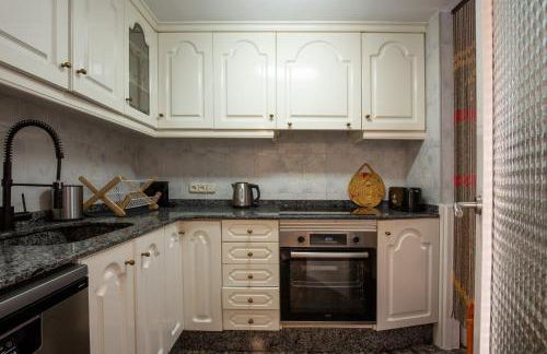 Apartamento en complejo residencial con piscina y garaje a 100m del mar - Foto 5