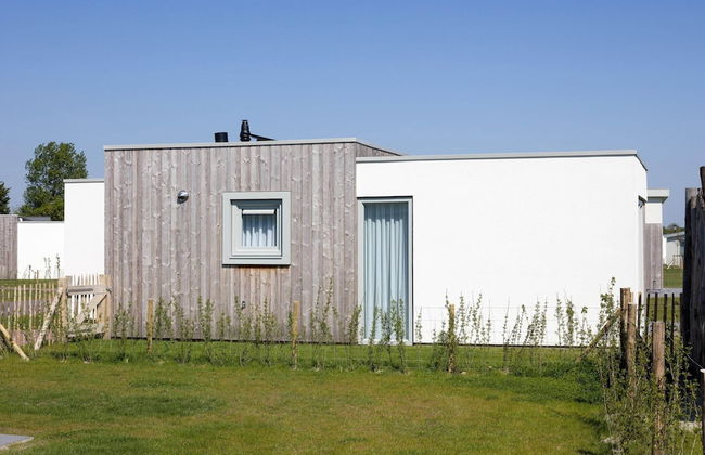 Bungalow at Nieuwvliet Bad Beach Resort - Photo 1