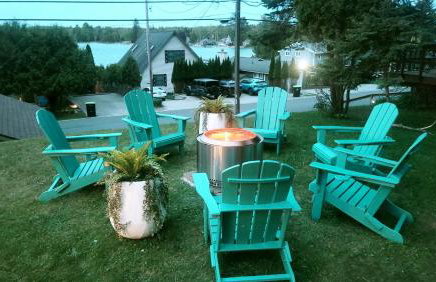 Beautiful Torch Lake House with Beach Access home - Foto 73