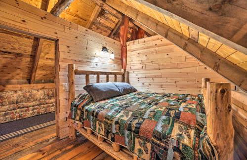 Secluded Vanderbilt Cabin, 9 Mi to Treetops! - Foto 18