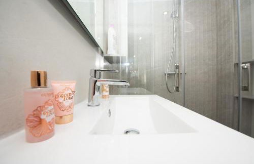 Benigno Premium Center - Photo 22