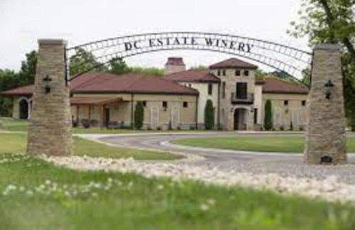 Beautiful Craftsman Style Home w/ Fenced Yard - Foto 45