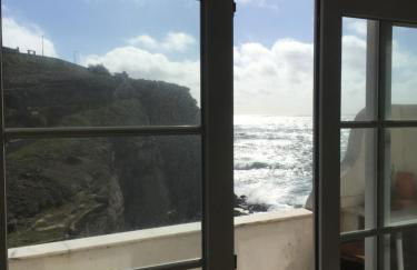 Azenhas do Mar Beach House - Foto 20