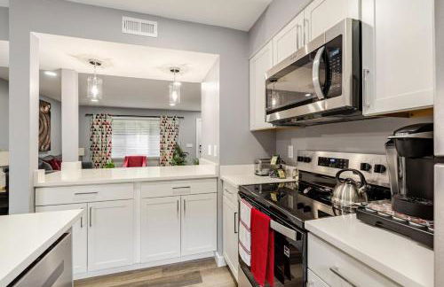 Spacious 2BR 2BA Steps from Hospitals and Uptown Charlotte Minimum Stay 15 Days or More - Foto 37