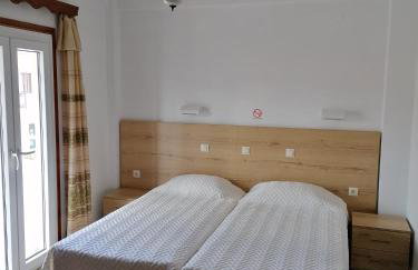 Lefteris Rooms - Foto 10