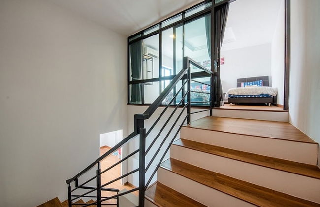 New Corner Shamrock Beach Villas Seaview - Photo 2