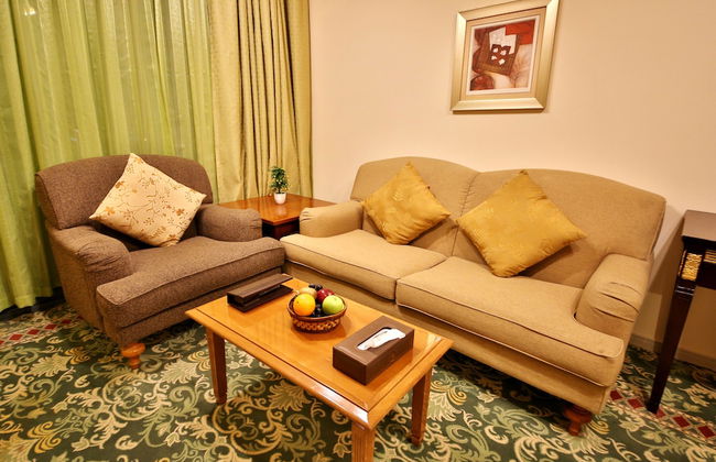Midtown Furnished Apartments - Photo 28