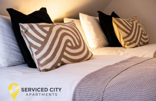 SCA-Arden House 10min to NEC Sleeps 6 Parks 2 Vans - Foto 38