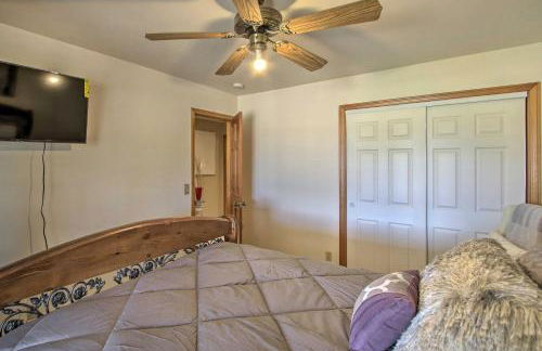 Spacious Lancaster Family Ranch - BBQ and Patio - Foto 14