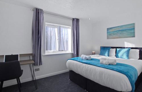 Stylish Cosy 2-Bed flat, fast Wi-Fi, Sky Sports, Sky Cinema & Netflix plus 2 free Parking bays - Foto 4