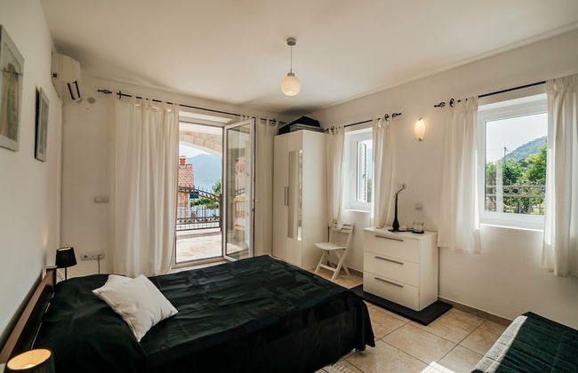 Spacious Family 4BR Seaside House, Fantastic Sea Views, 20 Meters to Beach - Foto 10