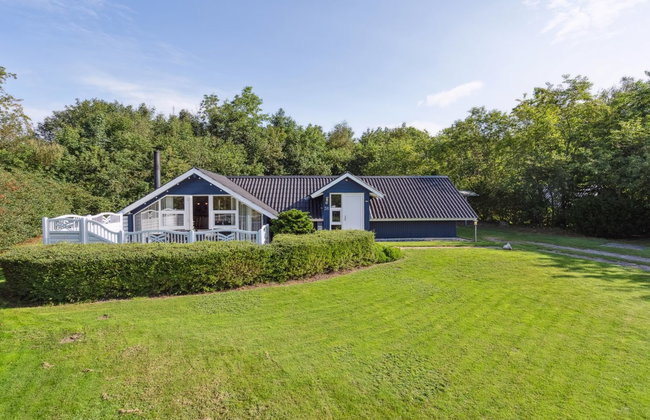 "Ines" - 25km from the sea - Foto 1