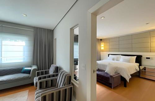 Mansão Cinematográfica em Condomínio- Granja Viana - Foto 9