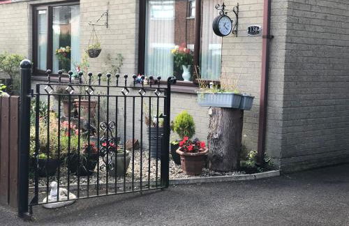 PondeROSEa Cottage Free Gated Parking M1 & City location, wood stove - Foto 30