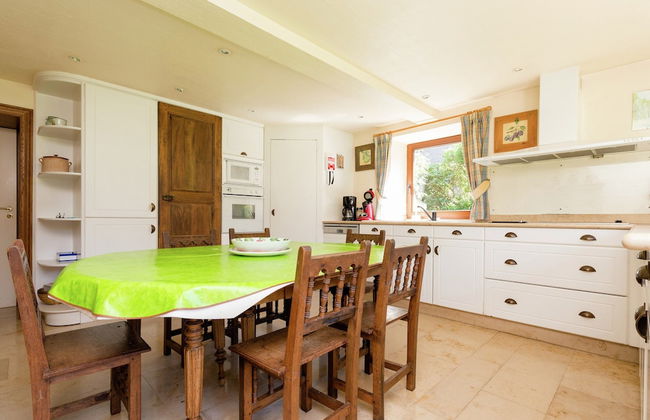 Cozy Holiday House near La Roche - Photo 12