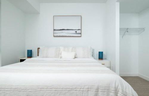 Central Serene Penthouse w King bed GYM Parking - Foto 30