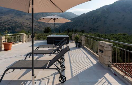 Lithus Retreat with Jacuzzi and 360 Views - Foto 37