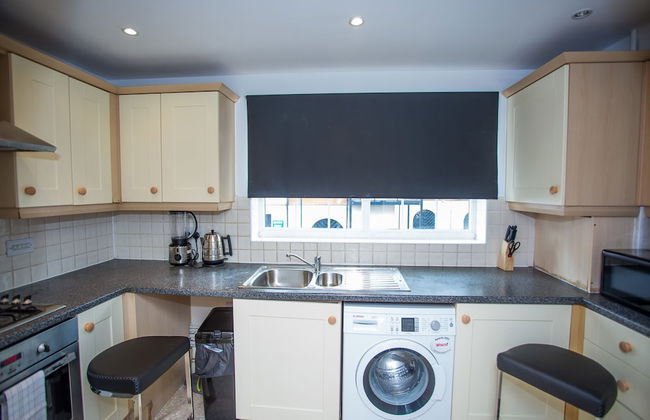 Superior 2 bedroom Apartments - Photo 38