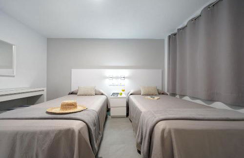 Apartamentos Los Papagayos - Foto 12