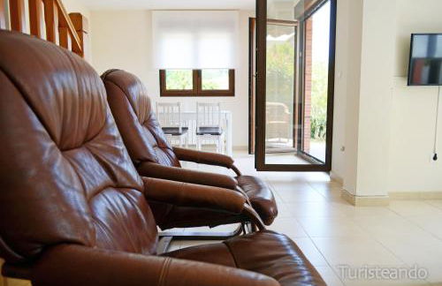 Chalet Tina Mayor: amplio jardín y tranquilidad muy cerca de la playa - Foto 7