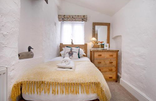 Jasmine Cottage - Ukc6179 - Photo 16