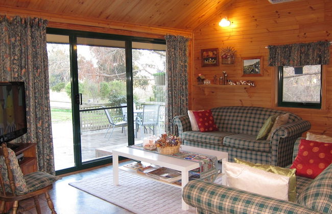 Edelweiss Cottage B&B - Photo 4