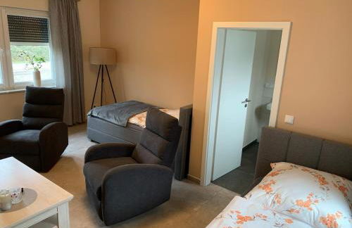 Haus Benz für 8 Personen - 4 Zimmer m. Dusche Vollausstattung 1km v. Wittenberge Baustelle A14 Parkplätze Grill Gemeinschaftsküche - Photo 29