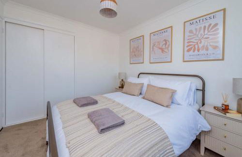 Newport - Sleeps 8 - Private Parking - Foto 15