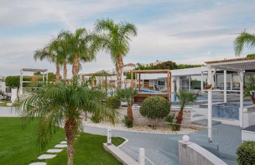 White Luxury Villa - Foto 68