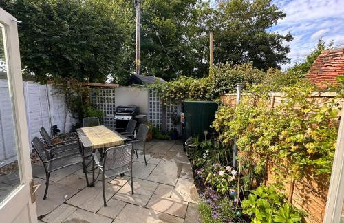 2 Bed Holiday Home with River Views - Photo 5