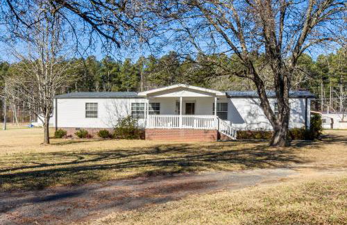 Countryside Haven with Spacious Yard in Tamassee! - Foto 29