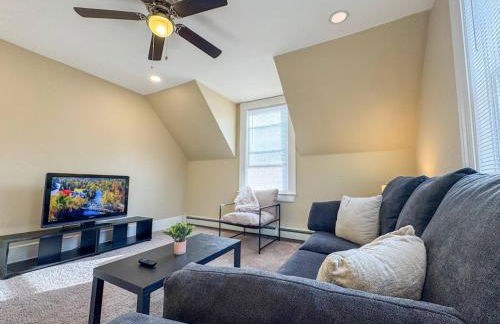 NEW-Queen Beds-Mins to Elliot-Catholic Medical-MHT - Foto 18