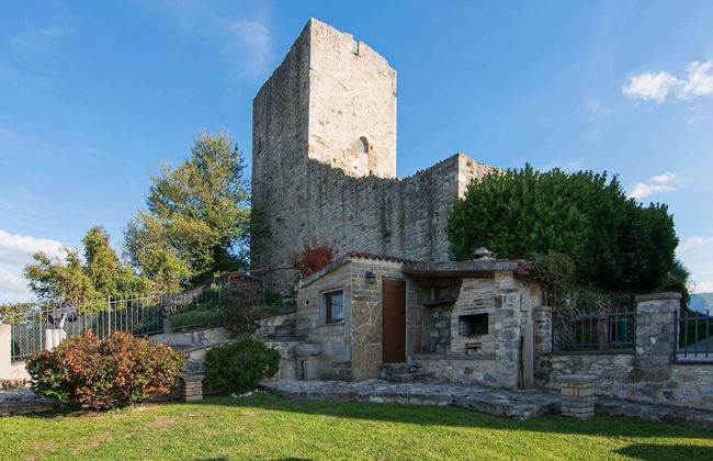 Romantic Medieval Escape - Foto 30