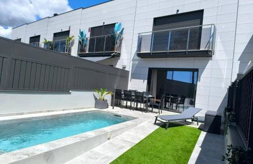 Elegancia y confort en Casa Moncerrat - Foto 9