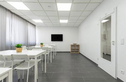 T&K Apartments 6 and 10 Room Apartment in Neuss for big Groups 22min to Fair DUS - Foto 18