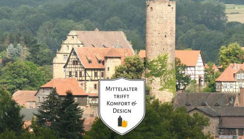 GRÄFIN ANNA - Rückzugsort für Freundetreffen in der historischen Hinterburg Schlitz - 2 Schlafzimmer, Altstadtlage, Garten, Aufzug, Hund willkommen - Foto 1