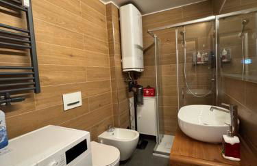 Chalet Campiglio Mountain View - Guardabassi Collection - Foto 8