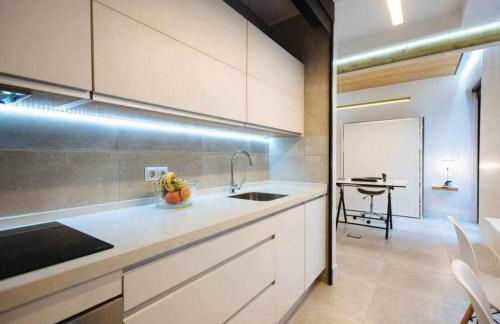 Lujoso loft con piscina y espacio office - Foto 16