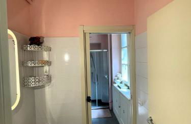 La Casa di Ringhiera - silenzioso appartamento di charme con balcone nel quadrilatero romano - Foto 24