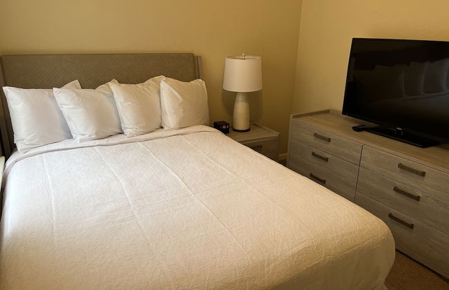 Washburn Hotel Suites - Photo 10